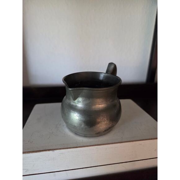 Jennings Brothers Minuet Pewter Creamer & Sugar Set Vintage Early Americana - Picture 3 of 9